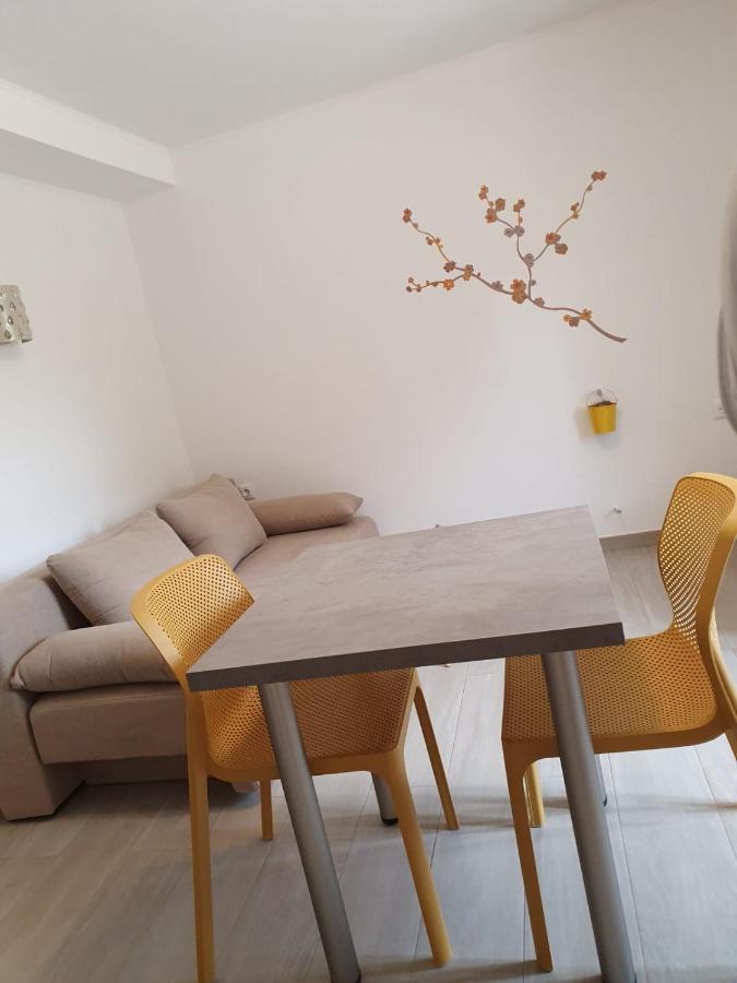 Apartman Mi Nerezine Exterior foto