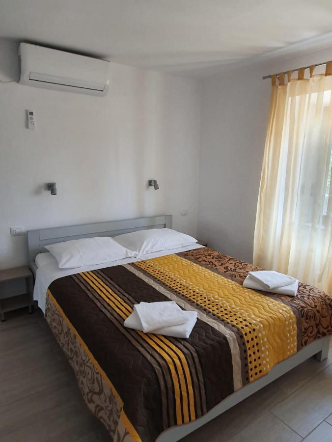 Apartman Mi Nerezine Exterior foto