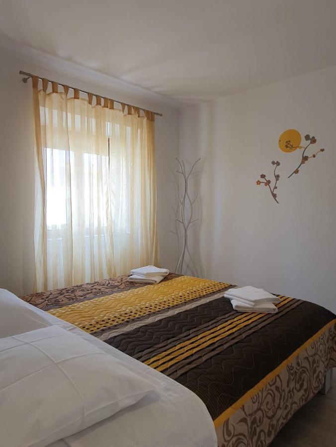 Apartman Mi Nerezine Exterior foto